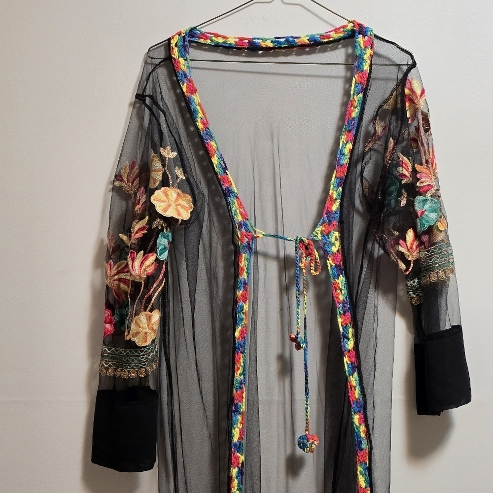 Mesh Floral Embroidered Long Sleeves Sheer Kimono - Picture 2 of 12